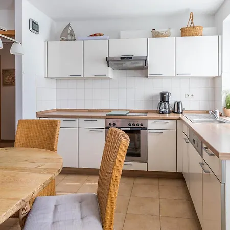 Tobi Apartment